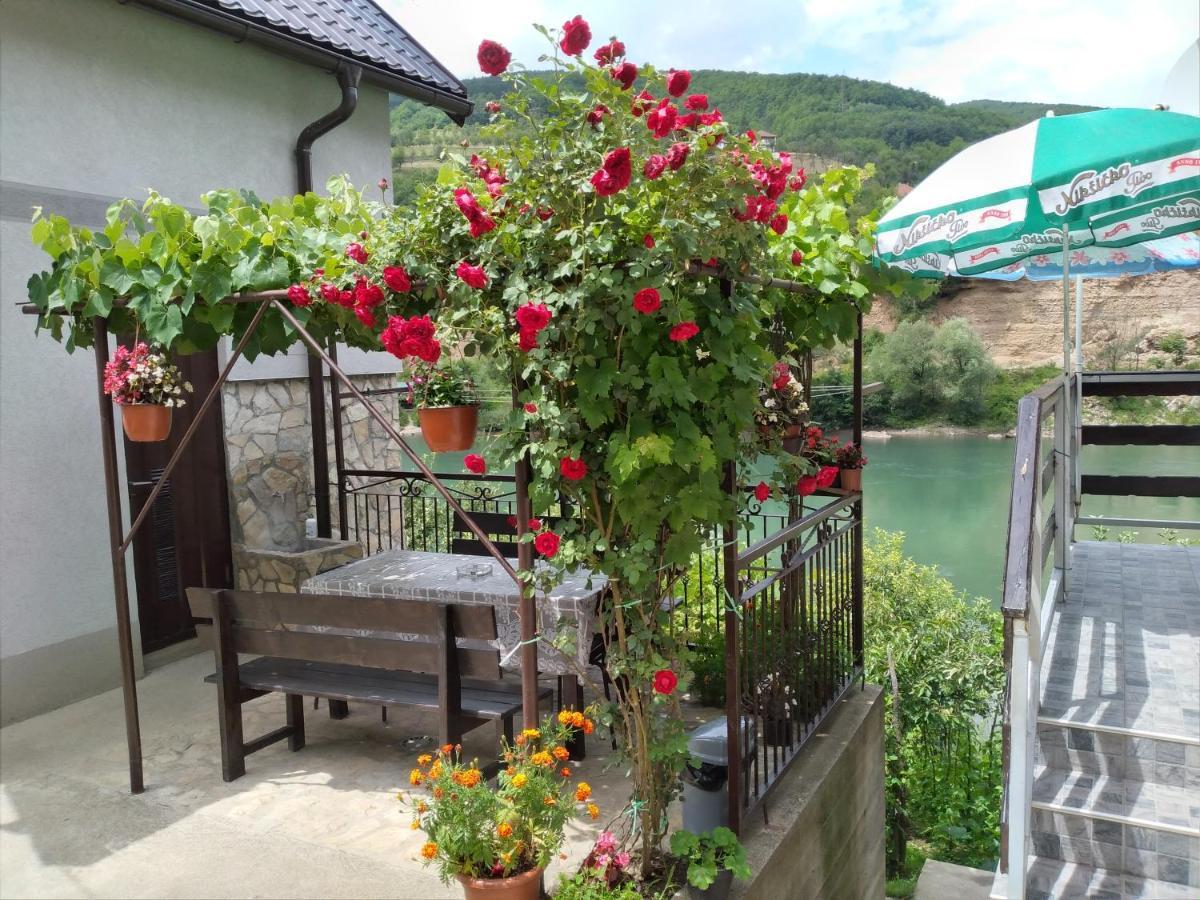 Prenociste Na Drini Foca Bed & Breakfast Exterior foto
