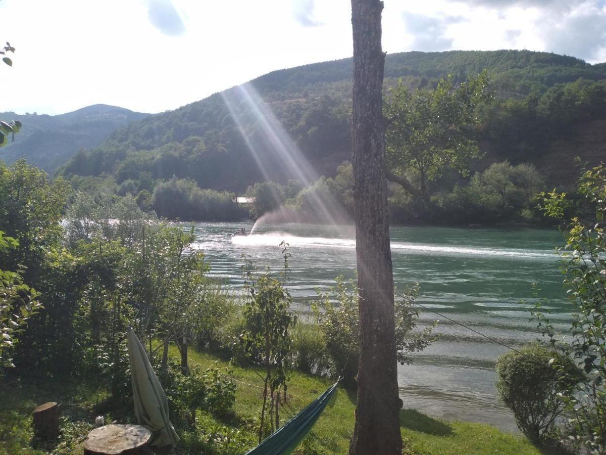 Prenociste Na Drini Foca Bed & Breakfast Exterior foto