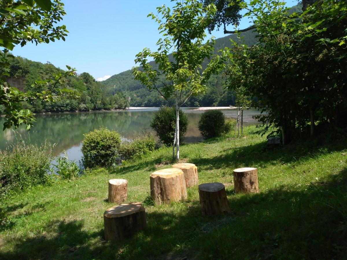 Prenociste Na Drini Foca Bed & Breakfast Exterior foto
